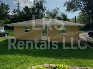 314 Hillcrest Dr, Newburgh, IN 47630