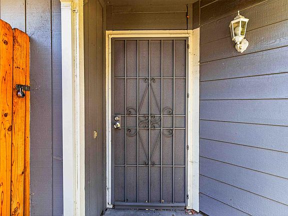 5th image of 5704 Glassboro Way