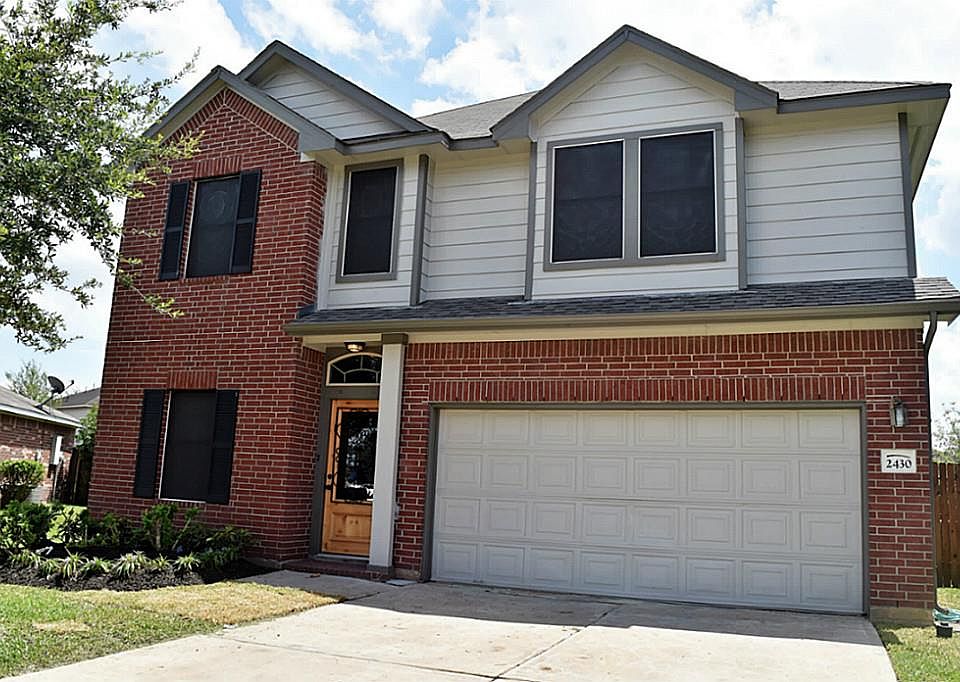 1st image of 2430 Cobbdale Ln