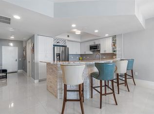 2640 Lake Shore Dr UNIT 415, Riviera Beach, FL 33404