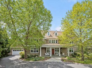 7120 Fairfax Rd, Bethesda, MD 20814