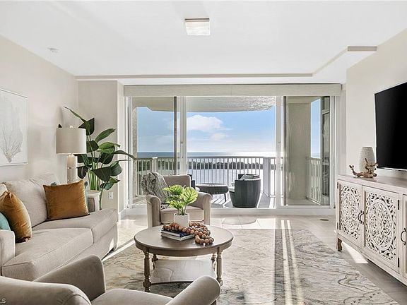 3rd image of 6849 Grenadier BLVD #1103