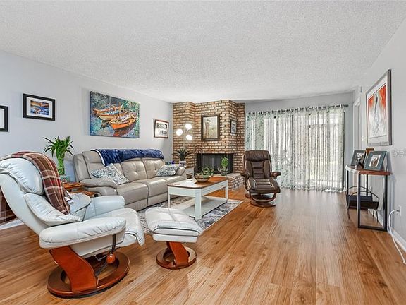 4th image of 1055 Kensington Park Dr Unit 304