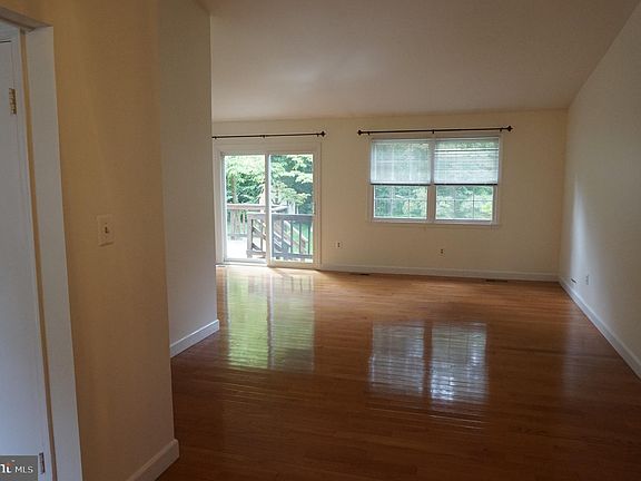 3rd image of 4382 Harvester Farm Ln