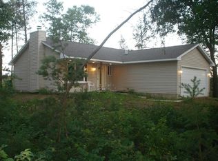 W6055 Beach Dr, New Lisbon, WI 53950