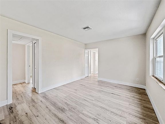 3rd image of 642 20TH STREET