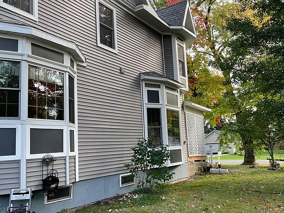 2nd image of 5141 N Foster St