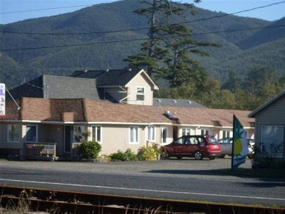 1st image of 520 Highway 101 N