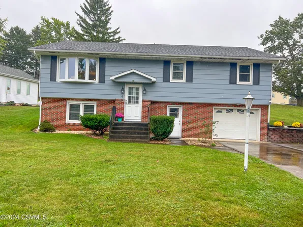 4 Old Orchard Rd, Milton, PA 17847