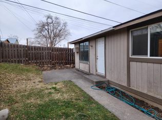 715 SE 7th St, Pendleton, OR 97801