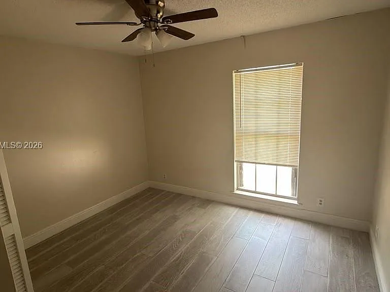11858 Brier Patch Ct E — Photo 10