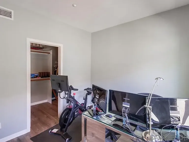 9240 Piantino Way — Photo 29