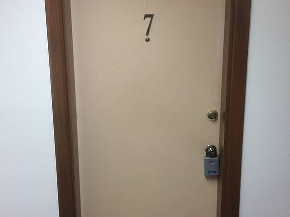 3rd image of 228 Woodridge Dr