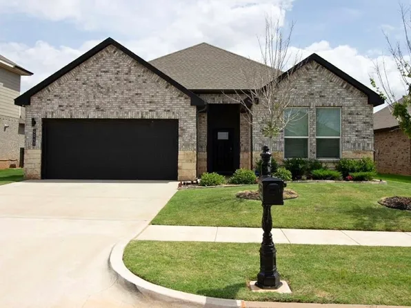 9040 NW 149th Ter, Yukon, OK 73099