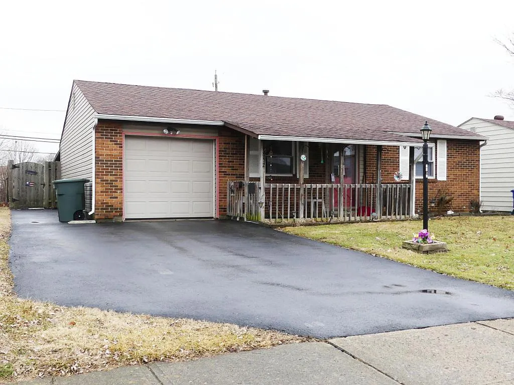 3852 Fergus Rd photo 1
