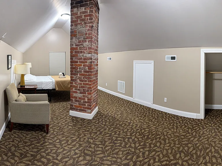 1639 S Meridian St #21K — Photo 8