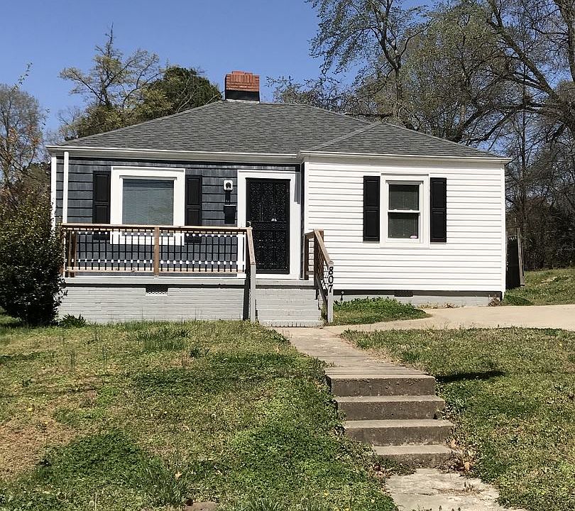 2nd image of 807 Dupree St