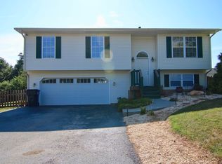 285 Gala Dr, Roanoke, VA 24019