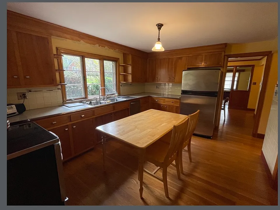 204 Follen Rd