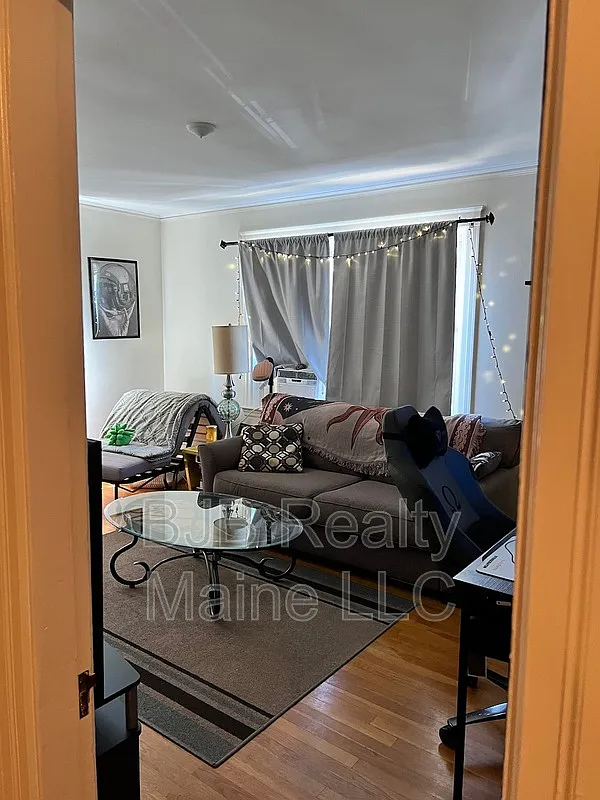 231 State Street — Photo 1