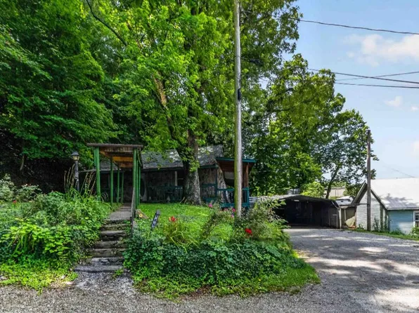 165 Gayle St, Frankfort, KY 40601