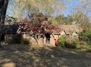 2958 Sandy Creek Dr S, Germantown, TN 38138