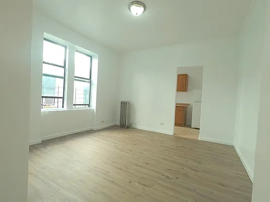 Rented by Dream NYC LLC | media 1