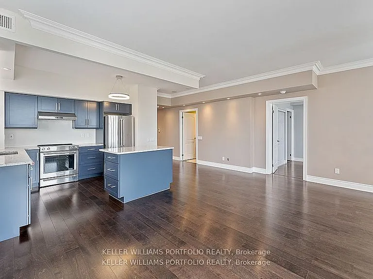 2 Clairtrell Rd #1210 — Photo 16