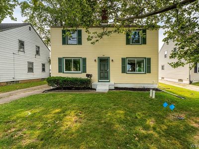 981 Beach Rd, Buffalo, NY, 14225