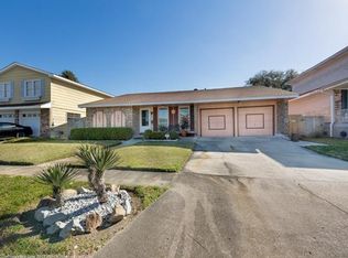 815 Kathy St, Gretna, LA 70056