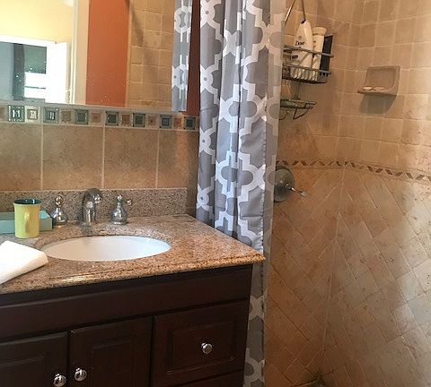4th image of 80 Madison St APT 18
