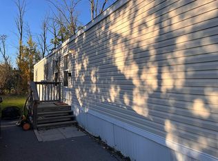 6763 Minnick Rd, Lockport, NY 14094