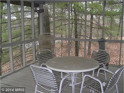 Screened-In Porch