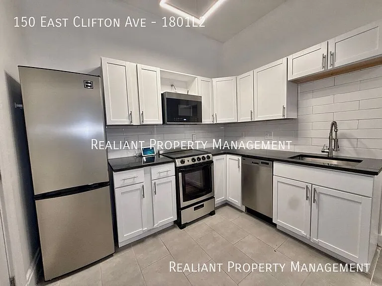 150 E Clifton Ave #1801L2 — Photo 4