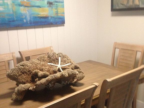 5th image of 111 Shore Ct APT 106