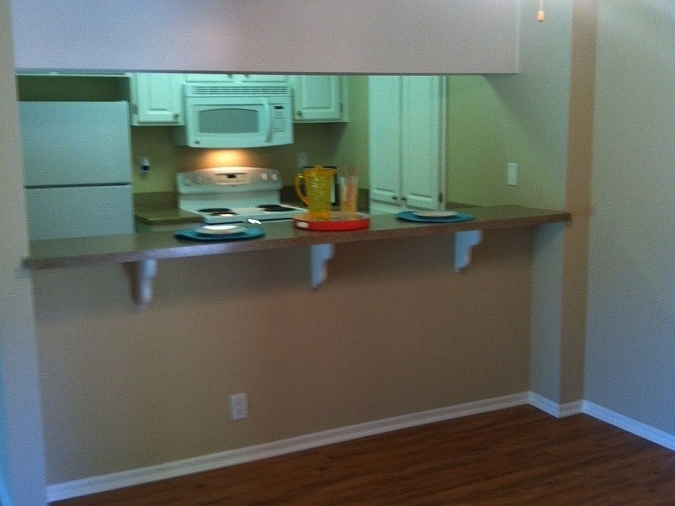 1st image of 1575 Tanglewood Ln APT E117