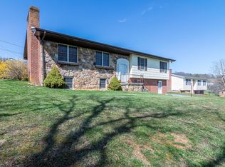 19430 Stone Mountain Rd, Abingdon, VA 24210