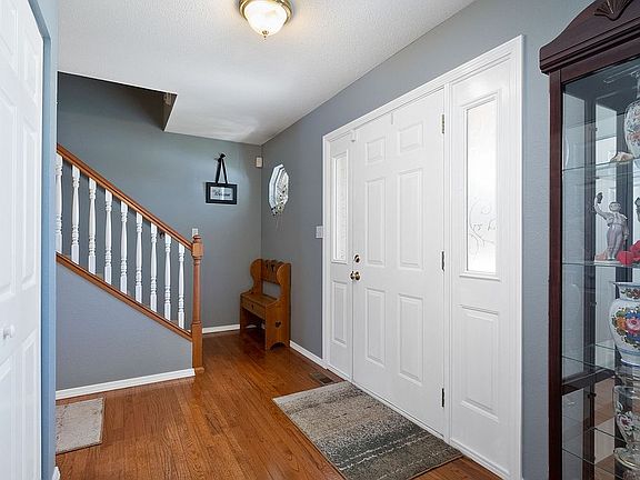 4th image of 1200 Clarendon Dr