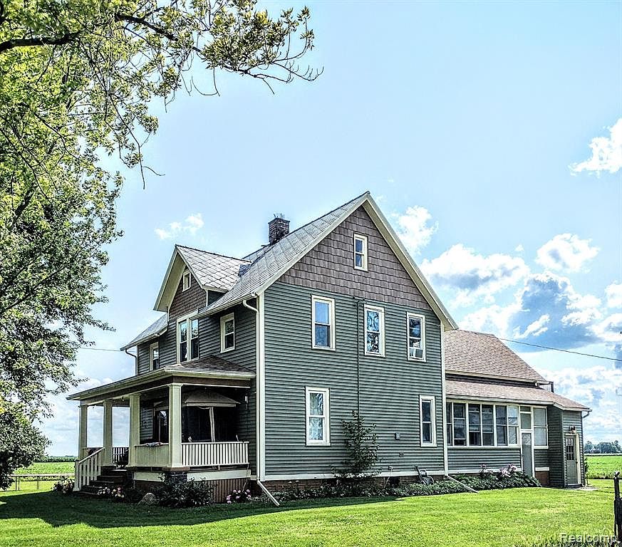 3690 S Dehmel Rd, Frankenmuth, MI 48734 MLS 20230058417 Zillow