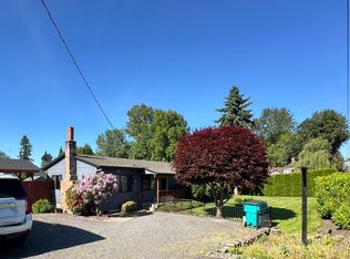 140 W 10th St, La Center, WA 98629
