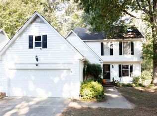 8613 Carolingian Ct, Raleigh, NC 27615