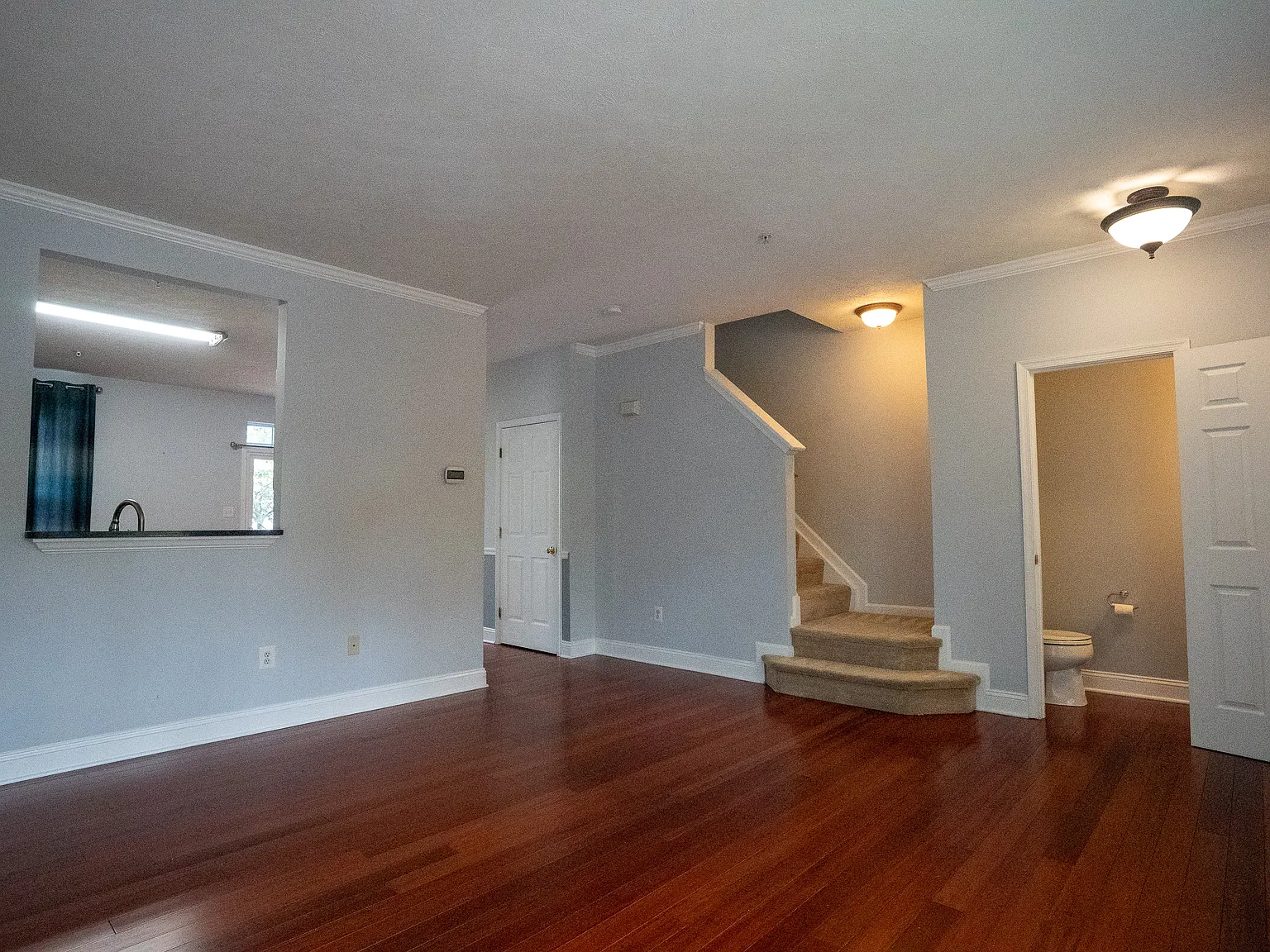 3 bed, 3.5 bath, 1755 sqft, $2,650 — Photo 3