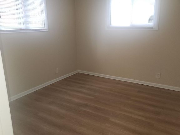 4th image of 1335 14th St NW #1