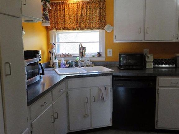 5th image of 2936 Argyle Dr