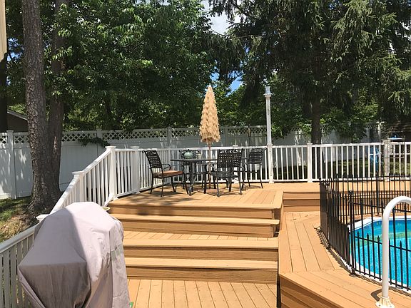 2nd image of 14 Cordova Dr