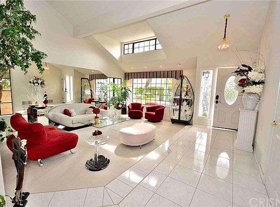 4th image of 24236 Cary Ct