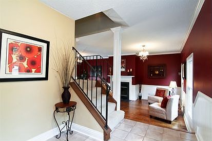 2nd image of 1909 Clydesdale Dr