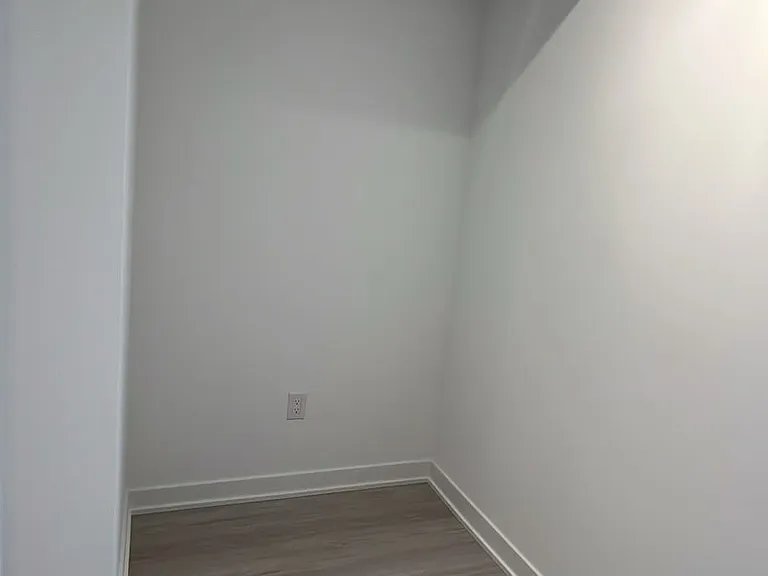 284 King St E #2508 — Photo 12