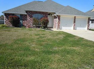580 Foxwood Ln, La Place, LA 70068
