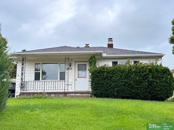 5807 Frederick St, Omaha, NE 68106